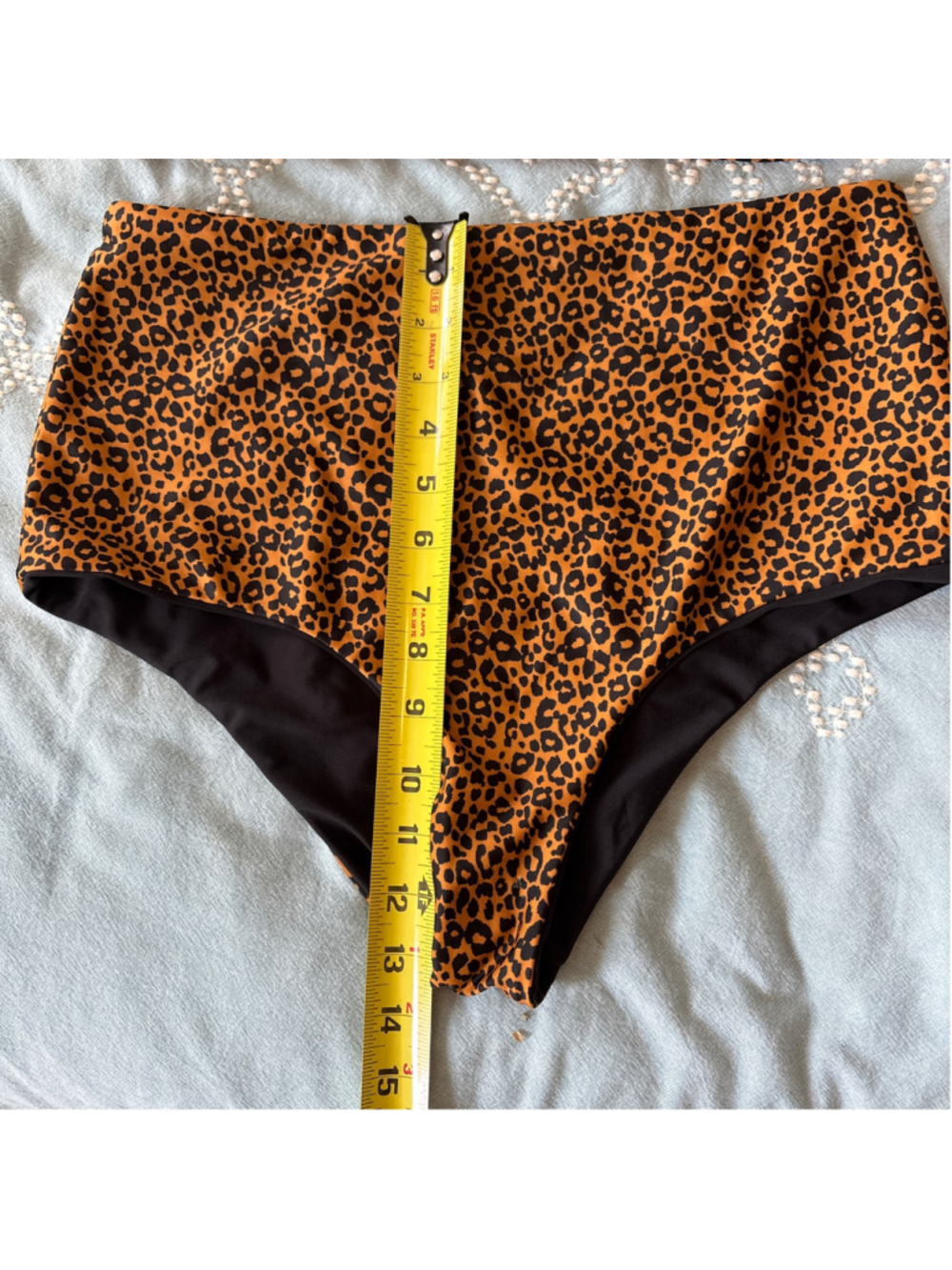 Women's Old Navy Reversible Bikini Set, Size M top, size L/XL bottom - Picture 4 of 6